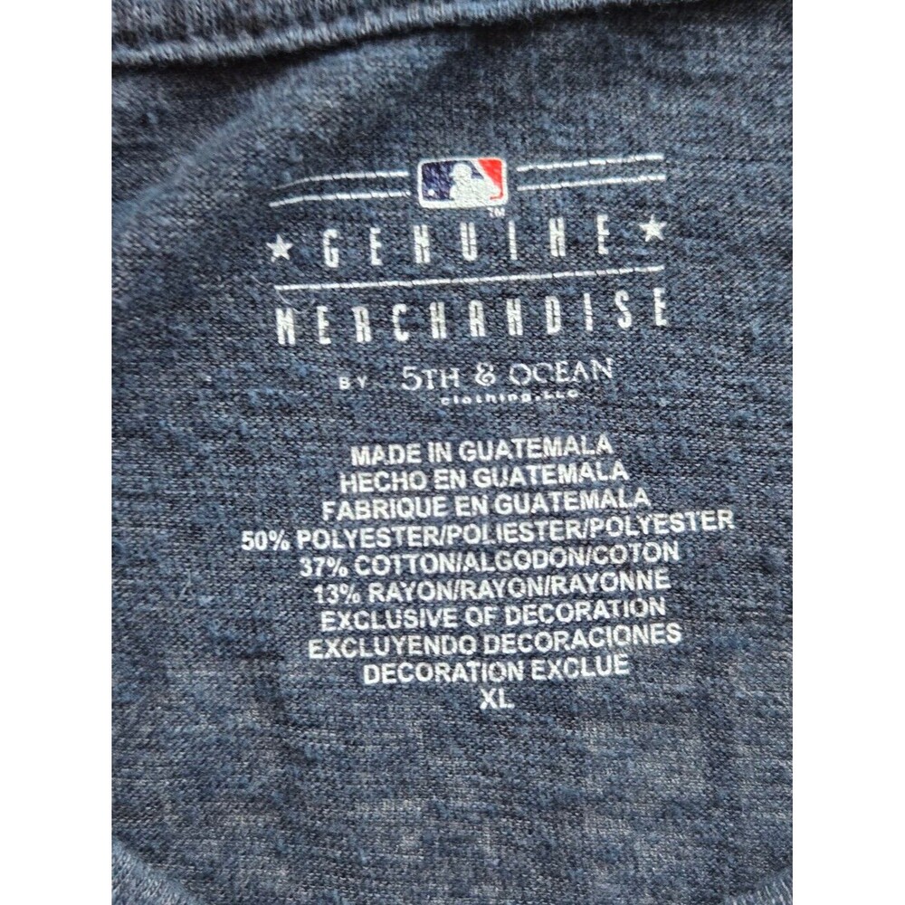 5th & Ocean MLB New York Yankees Tri-Blend Distressed Graphic Tee ⚾ - Picture 5 of 6